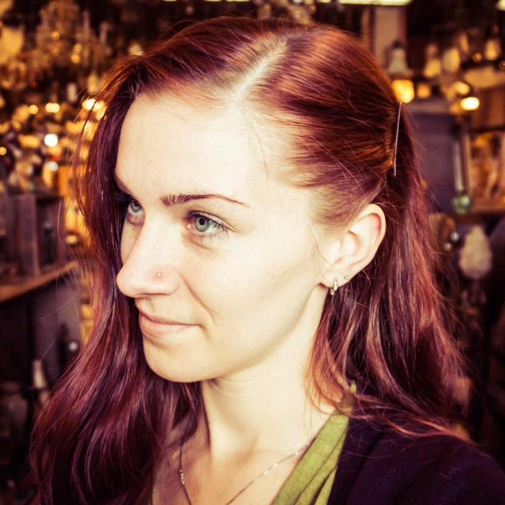 Meet your Posher, Alexandra